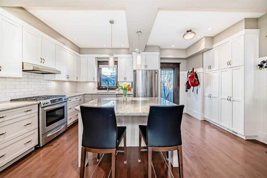 Picture for 2413 15 Street SW