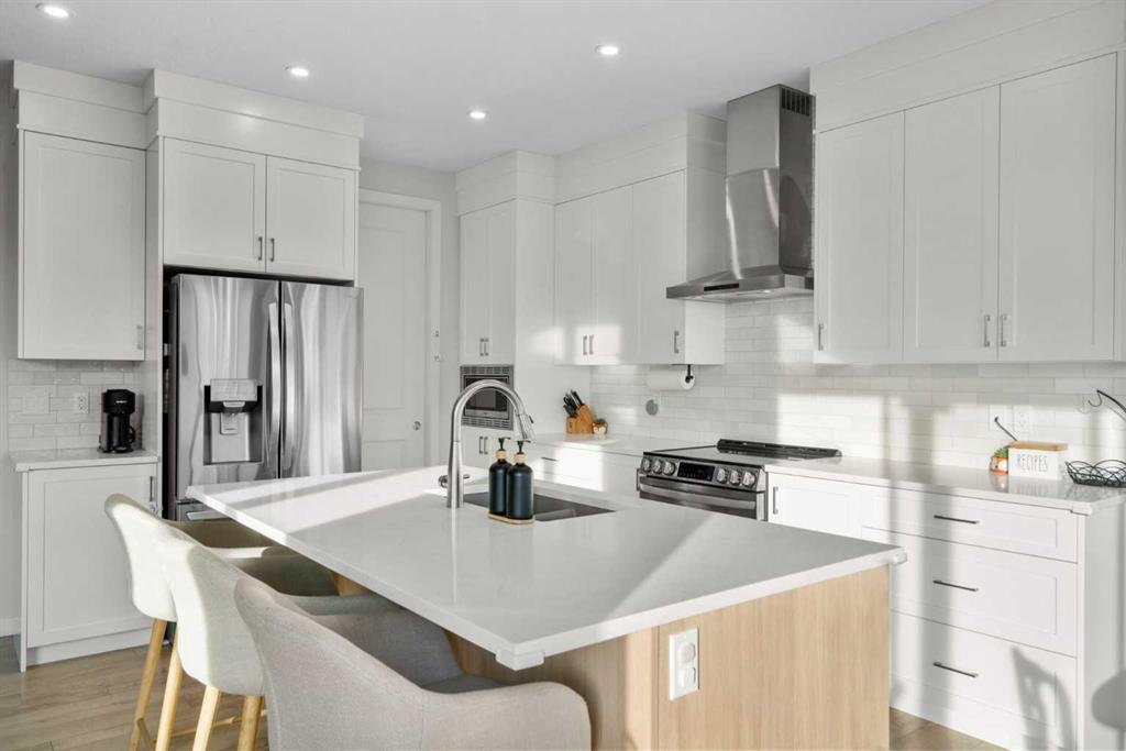 Picture for 35 Cranbrook Mount SE