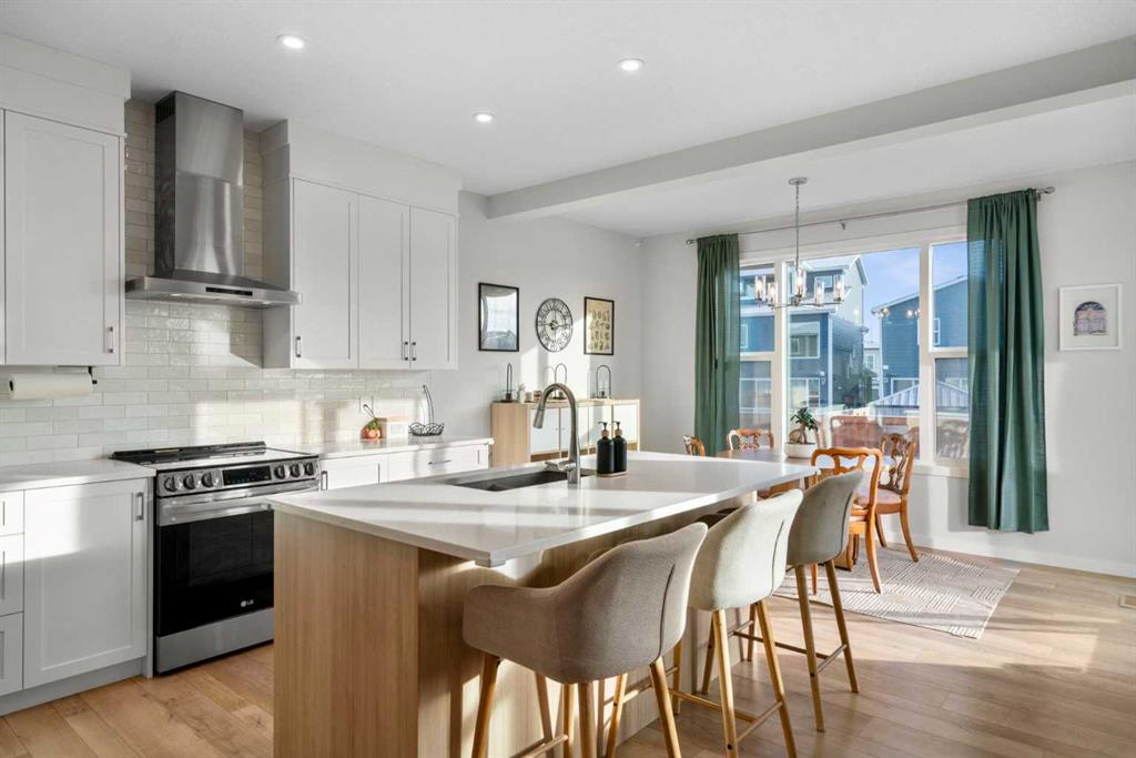 Picture for 35 Cranbrook Mount SE