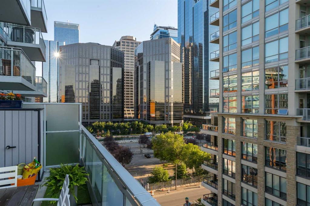 Picture for 803, 108 Waterfront Court SW