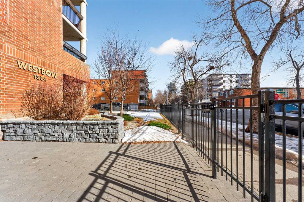 Picture for PH2, 1304 15 Avenue SW