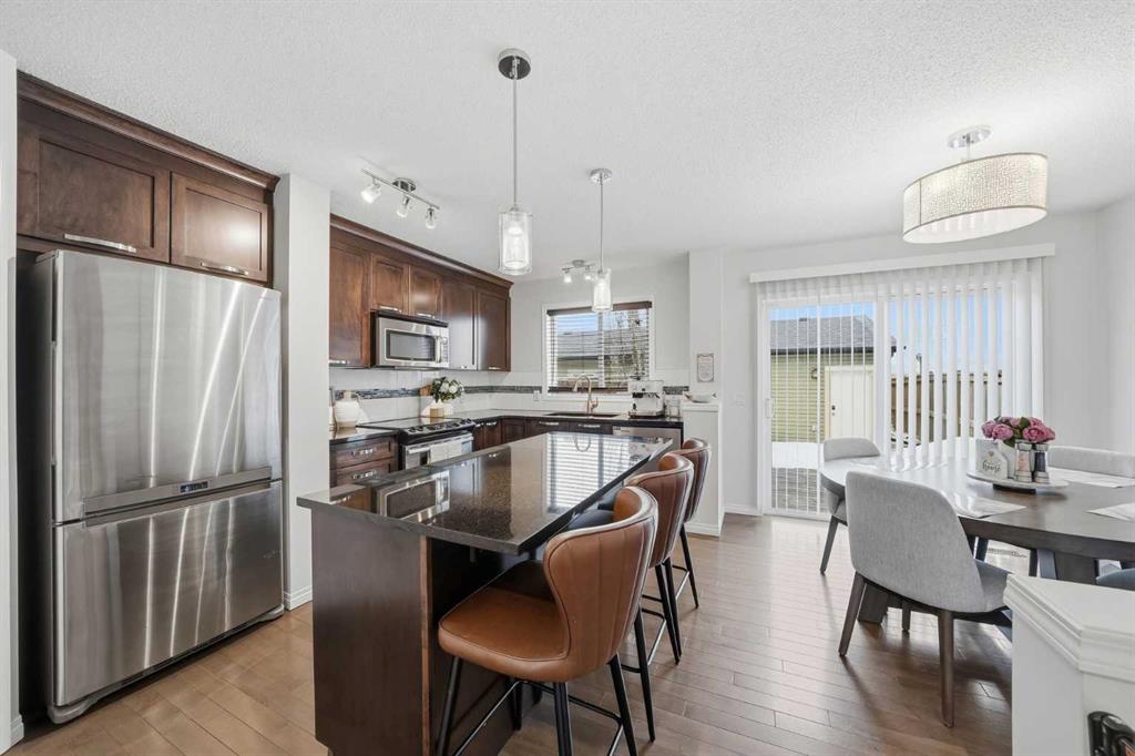 Picture for 189 Elgin Meadows Park SE