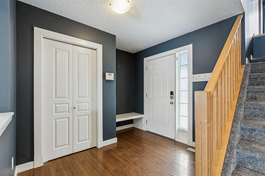 Picture for 340 Sagewood Place SW