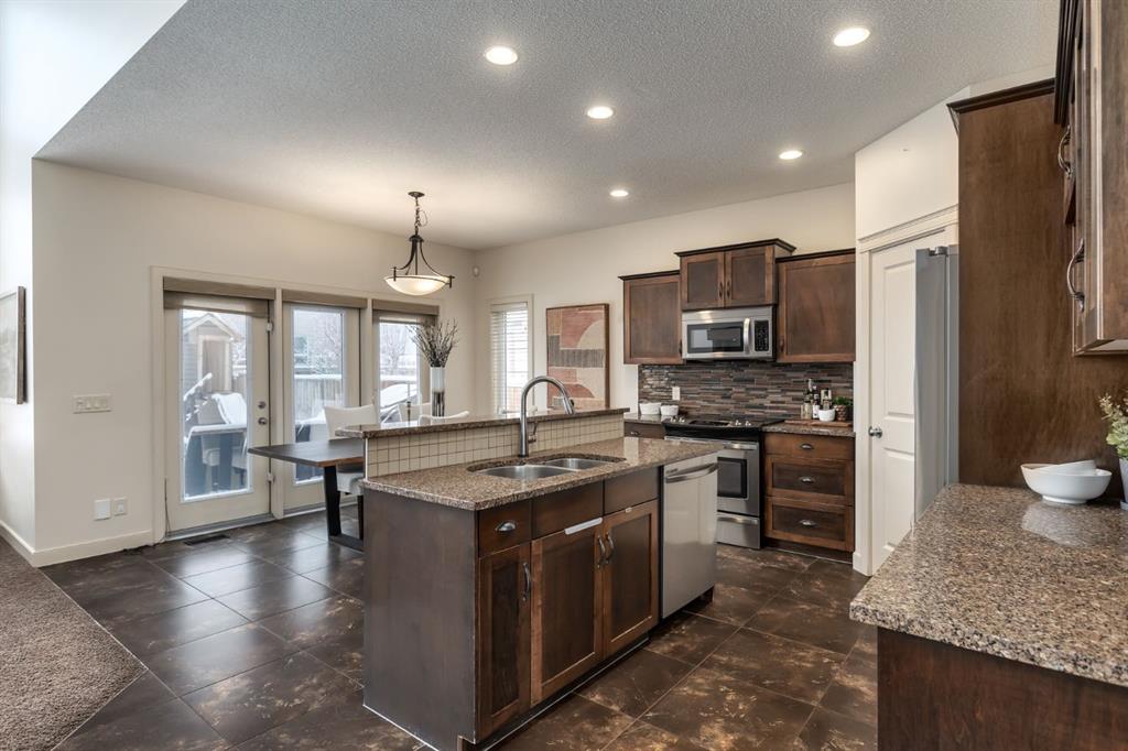 Picture for 141 Chapalina Heights SE