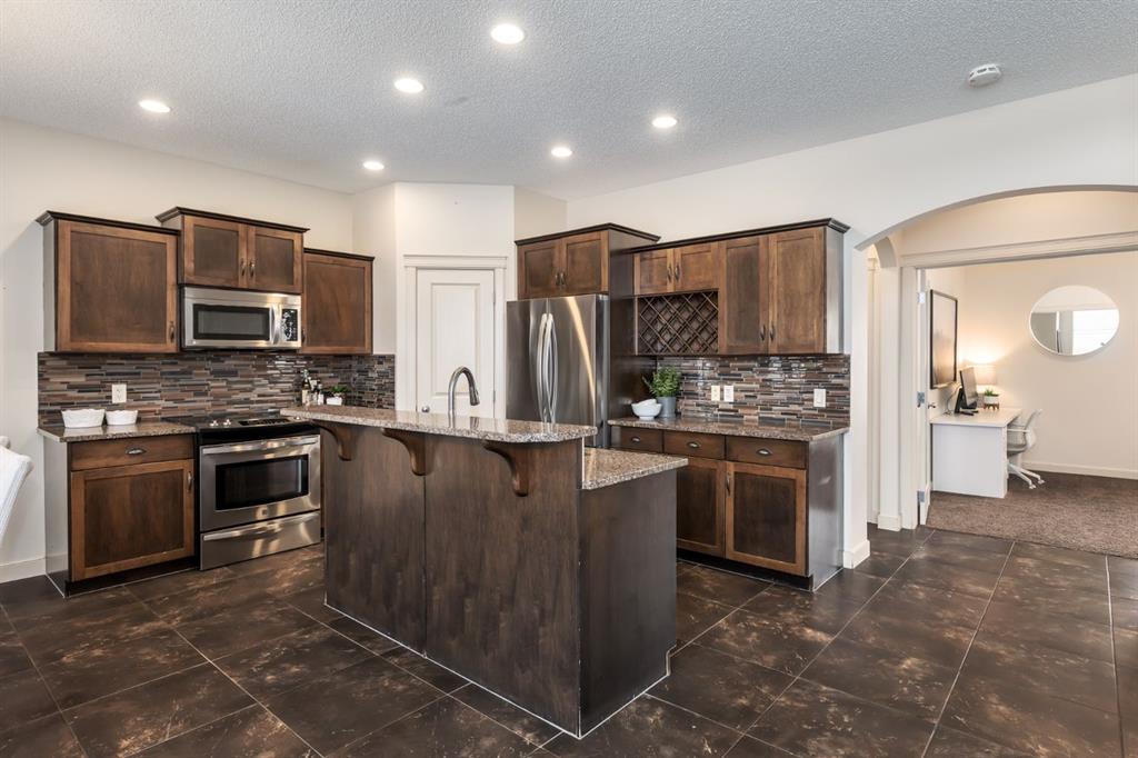 Picture for 141 Chapalina Heights SE