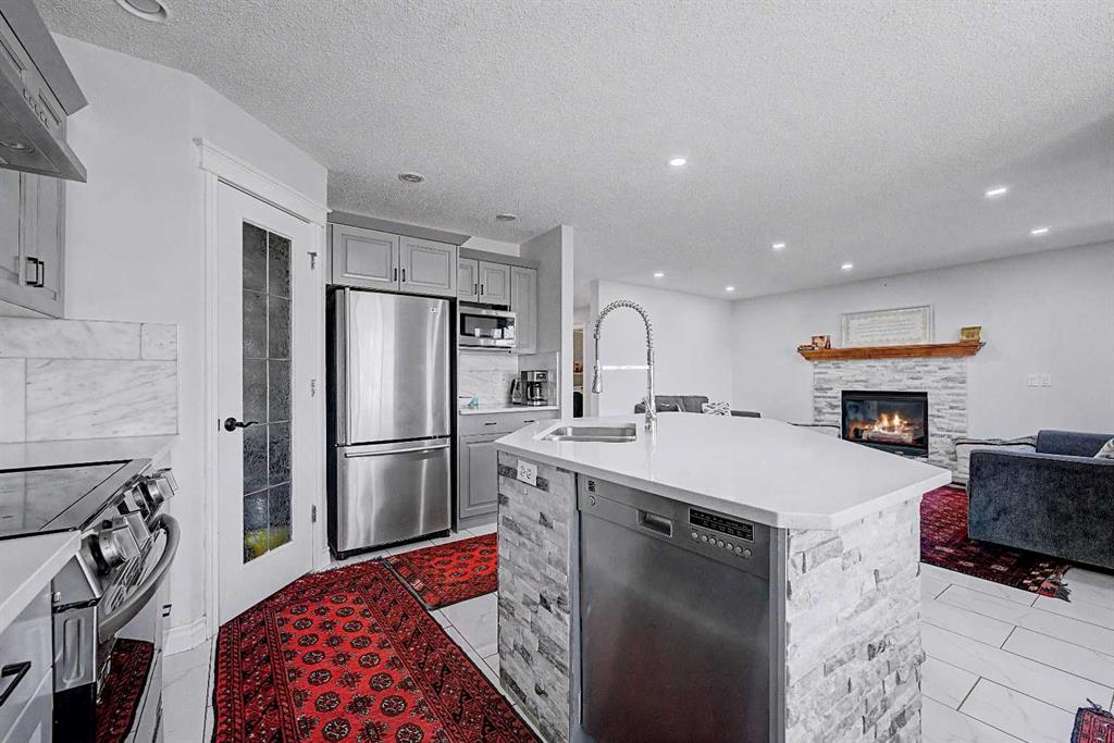 Picture for 644 Luxstone Landing SW