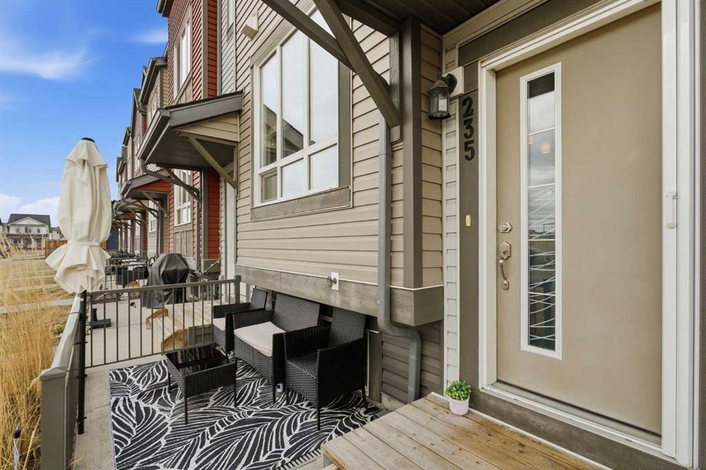 Picture for 235 Copperstone Park SE