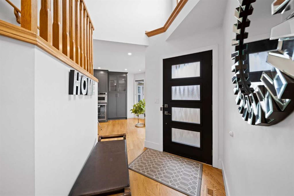 Picture for 90 Riverview Circle SE