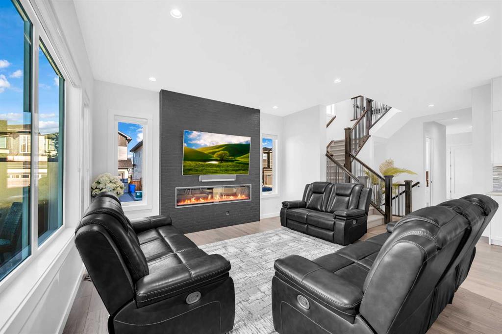 Picture for 134 Corner Meadows Common NE