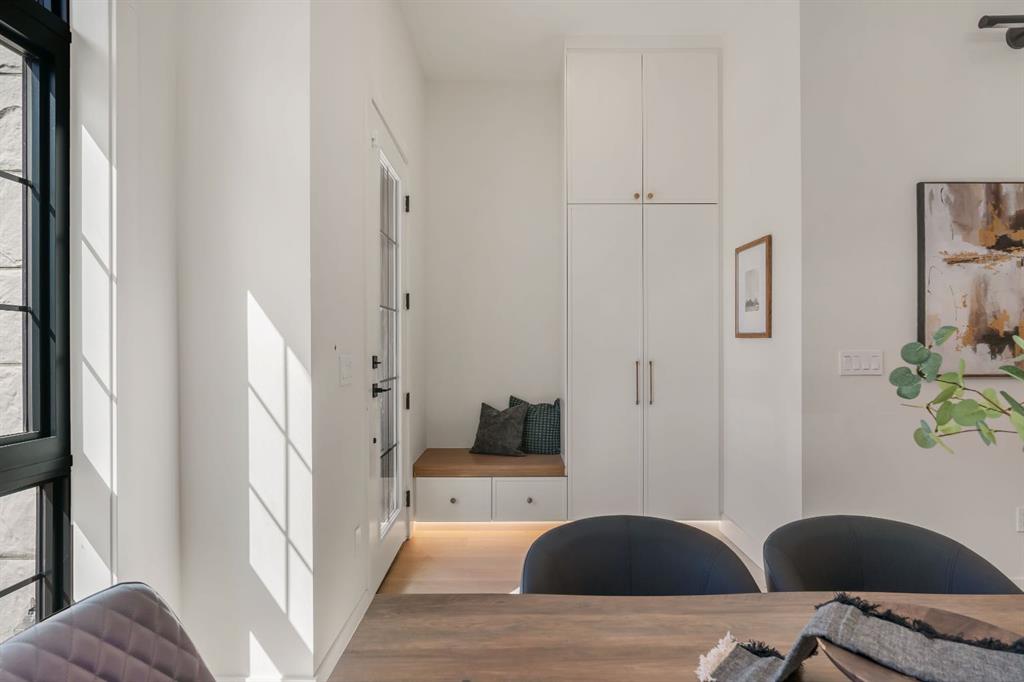 Picture for 512 29 Avenue NW