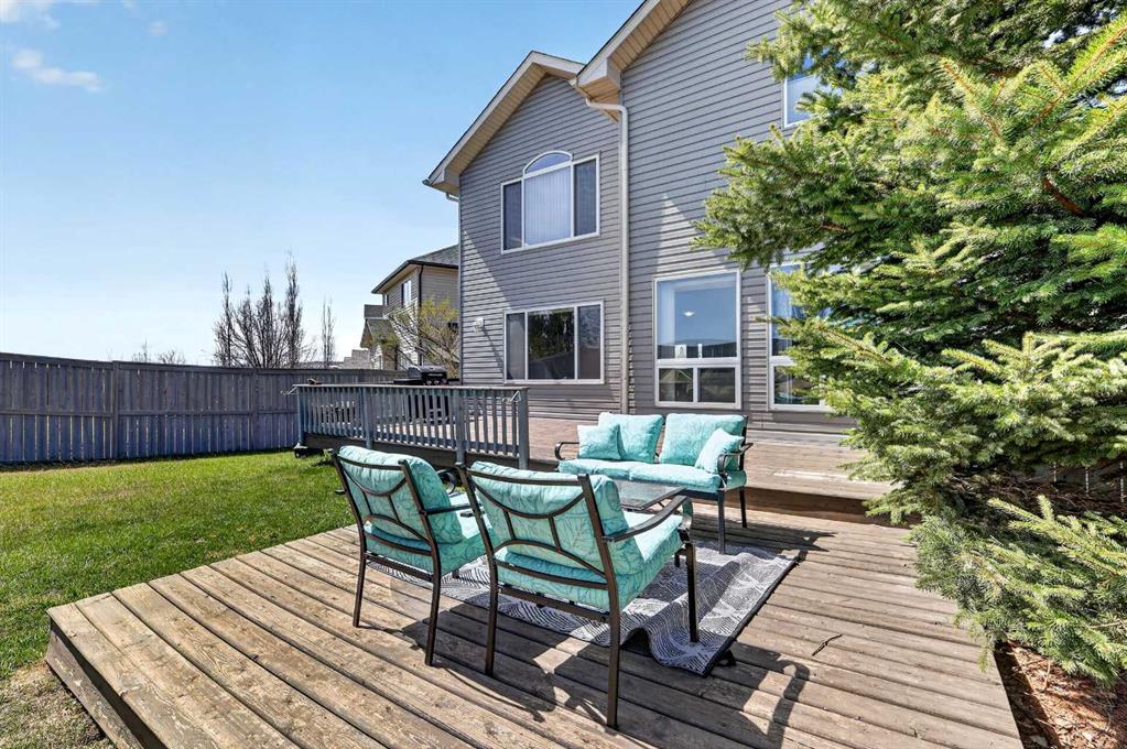 Picture for 99 Evansmeade Crescent NW