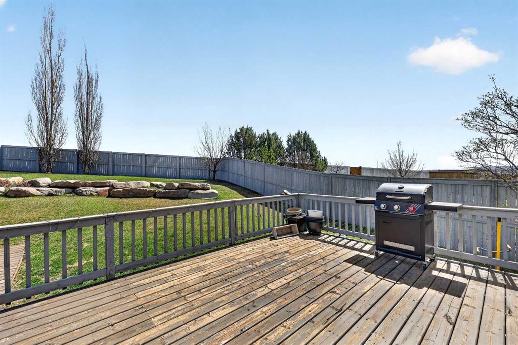 Picture for 99 Evansmeade Crescent NW