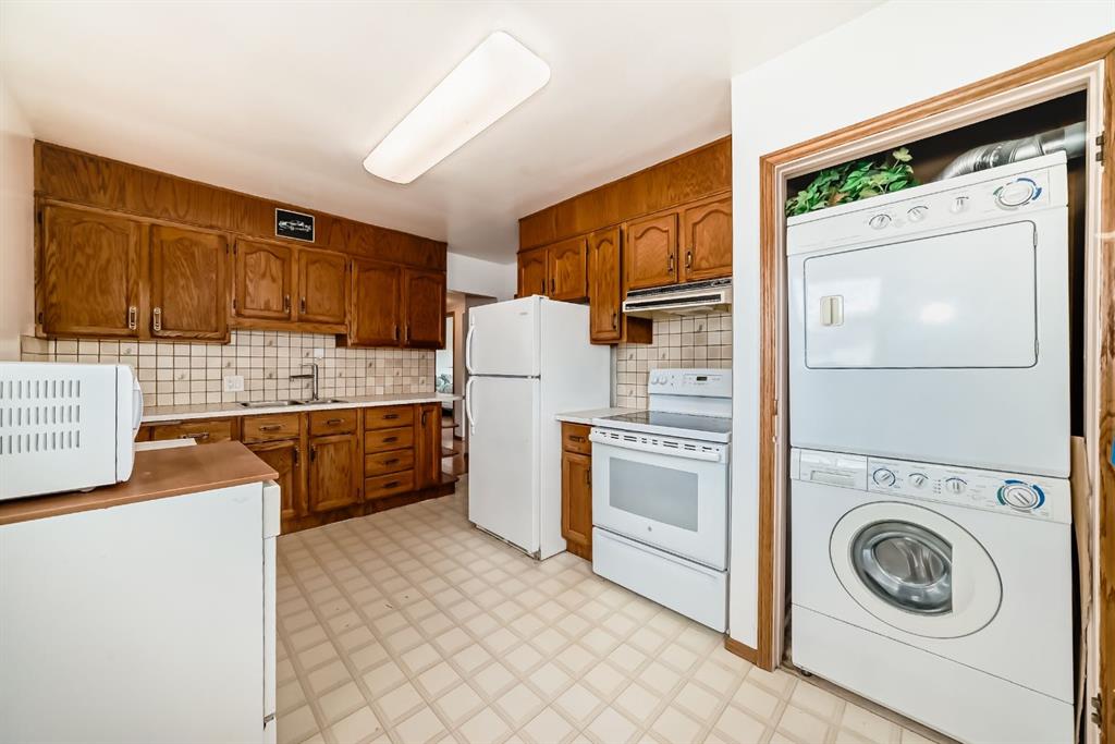 Picture for 3919 Centre B Street NW