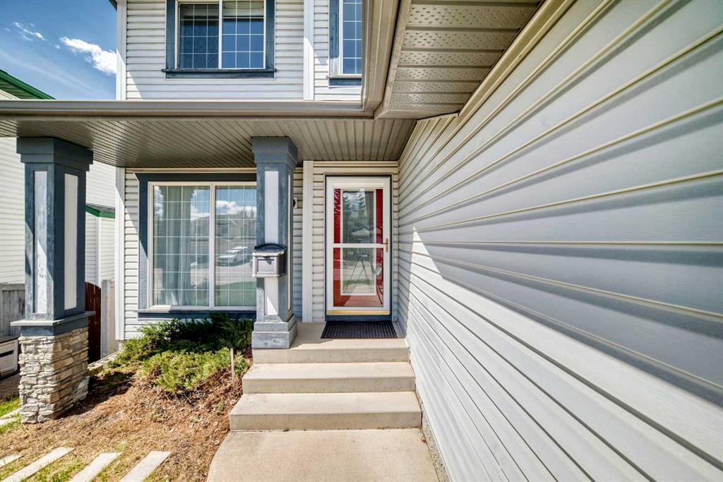 Picture for 68 Scenic View Close NW