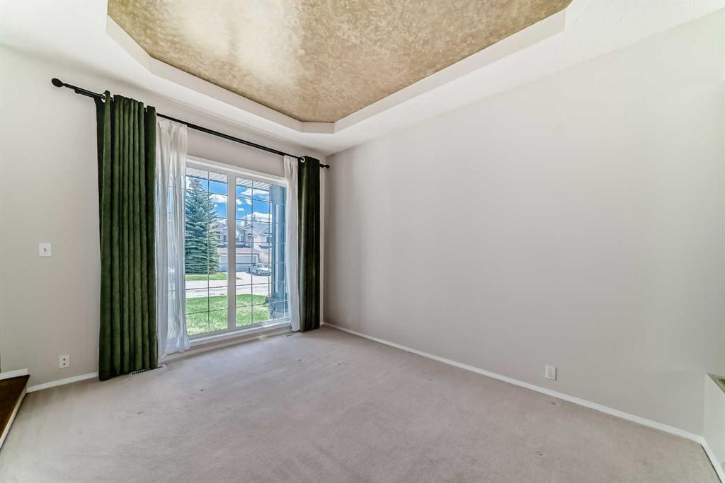 Picture for 68 Scenic View Close NW