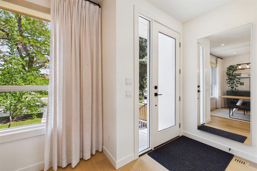 Picture for 1013 Regal Crescent NE