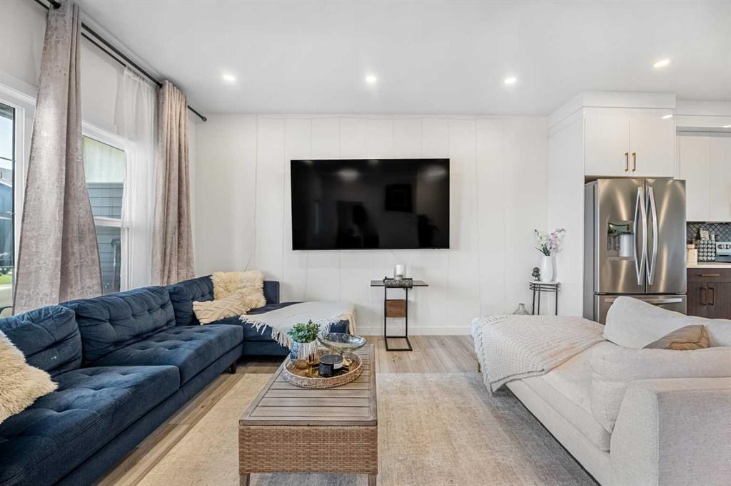 Picture for 262 Midgrove Mews SW