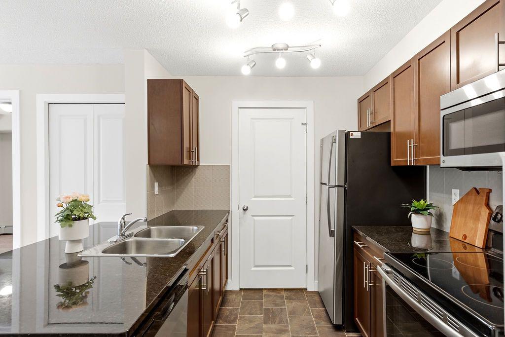 Picture for 3105, 625 Glenbow Drive 