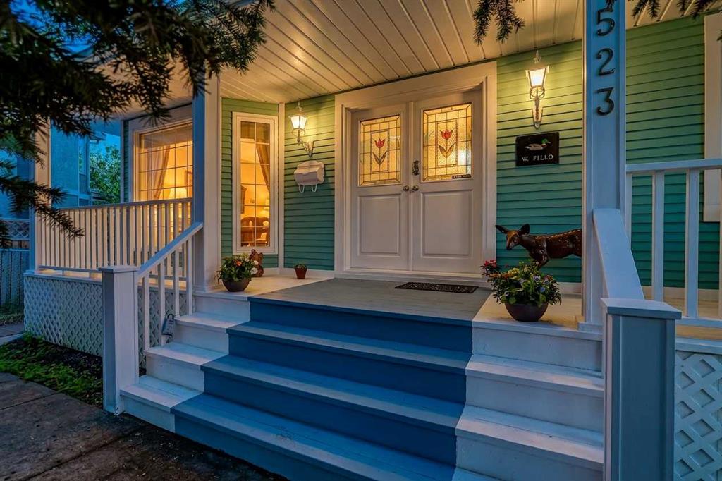 Picture for 523 Scimitar Bay NW