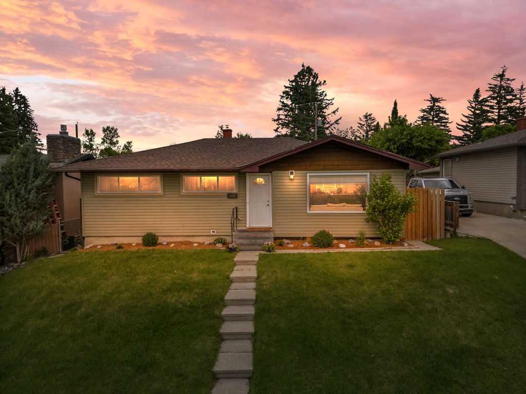 Picture for 119 Ferncliff Crescent SE