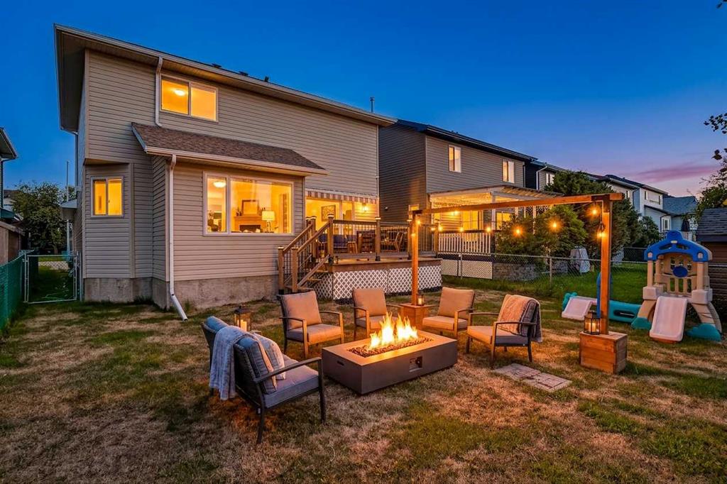 Picture for 72 Springs Crescent SE