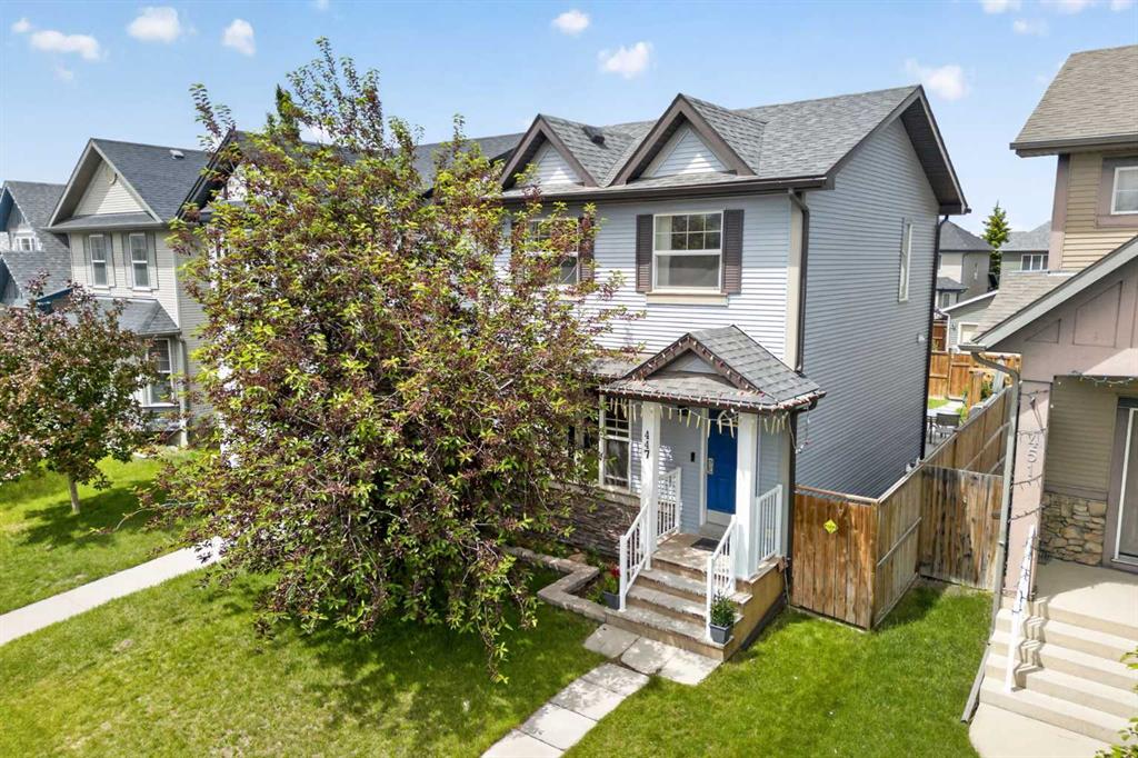 Picture for 447 Silverado Plains Circle SW