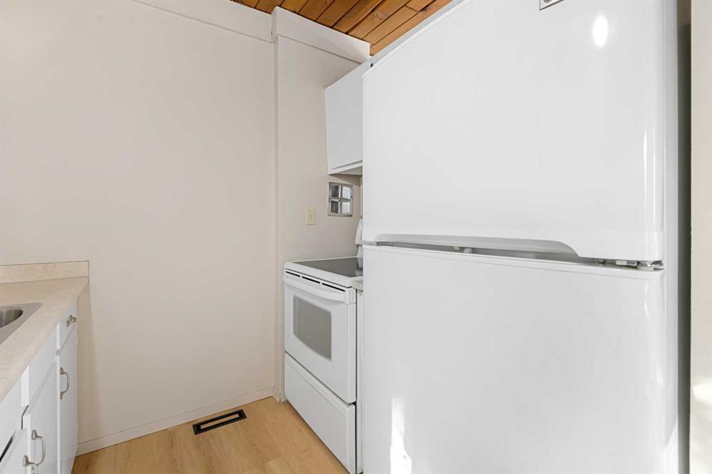 Picture for 201, 11010 Bonaventure Drive SE https://www.cirrealty.ca/reb/creb/69/A2267269_13.jpg