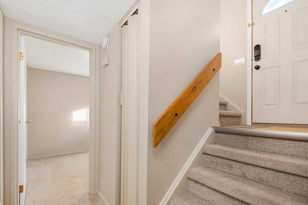 Picture for 201, 11010 Bonaventure Drive SE https://www.cirrealty.ca/reb/creb/69/A2267269_16.jpg