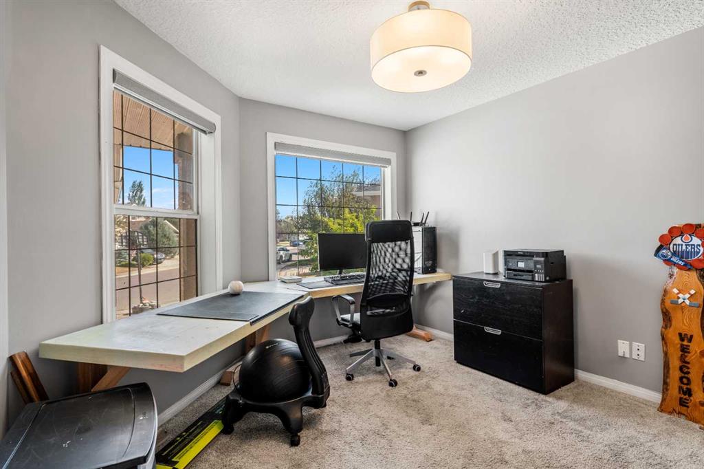 Picture for 216 Stonegate Place NW