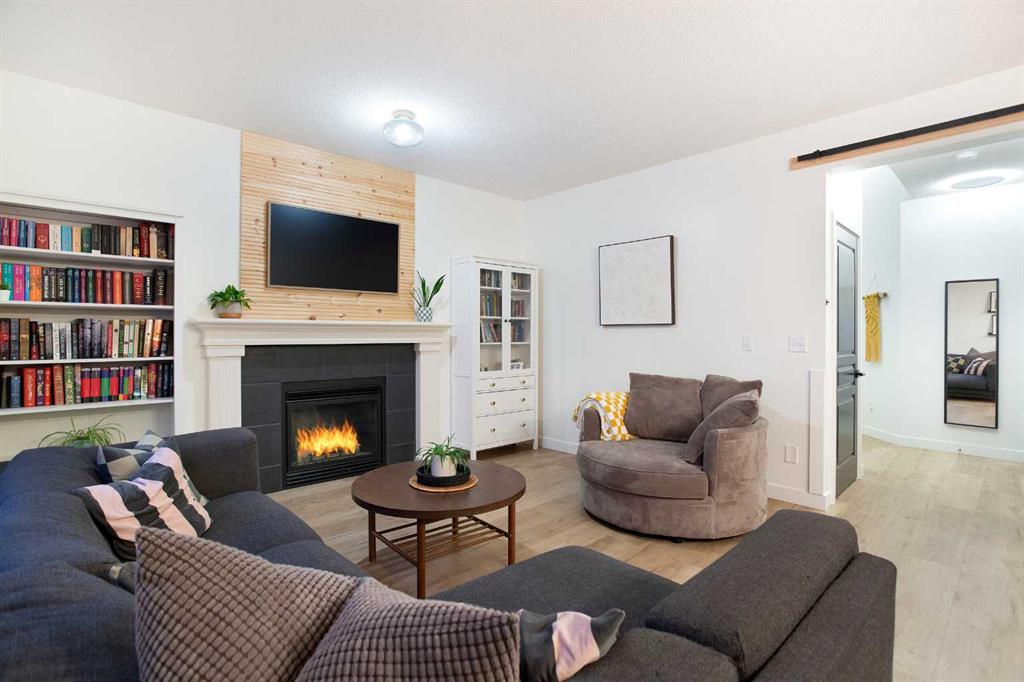 Picture for 1020 Prairie Springs Hill SW