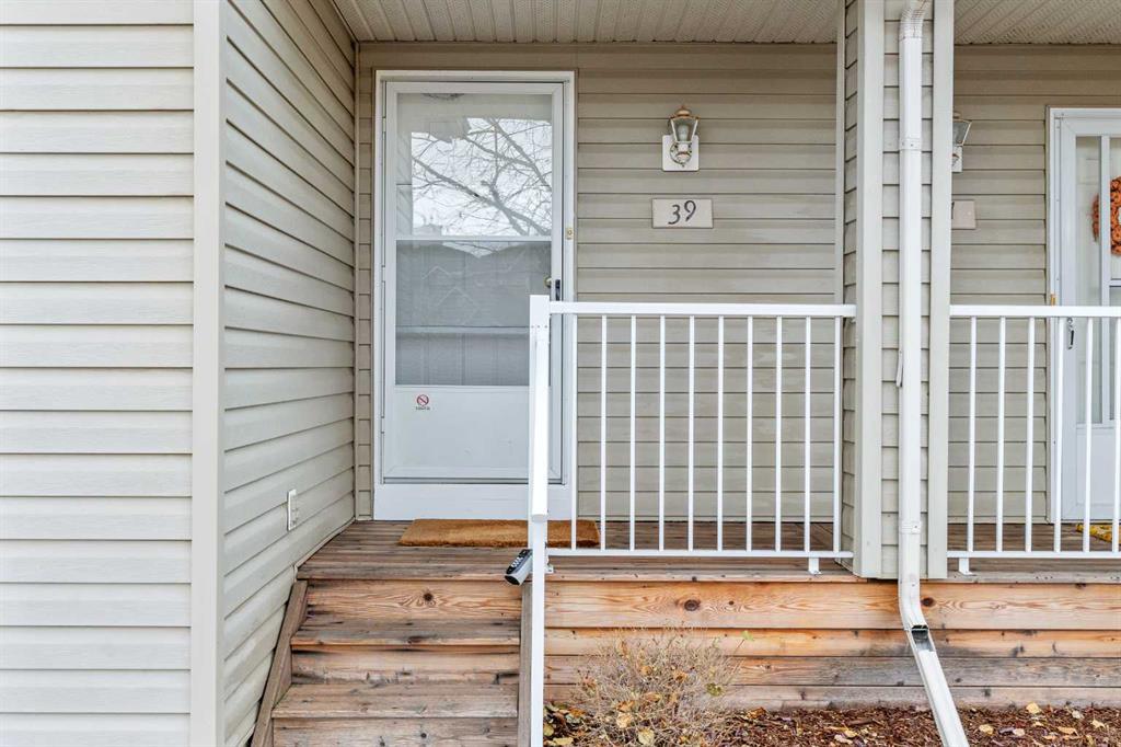 Picture for 39 Mt Aberdeen Manor SE