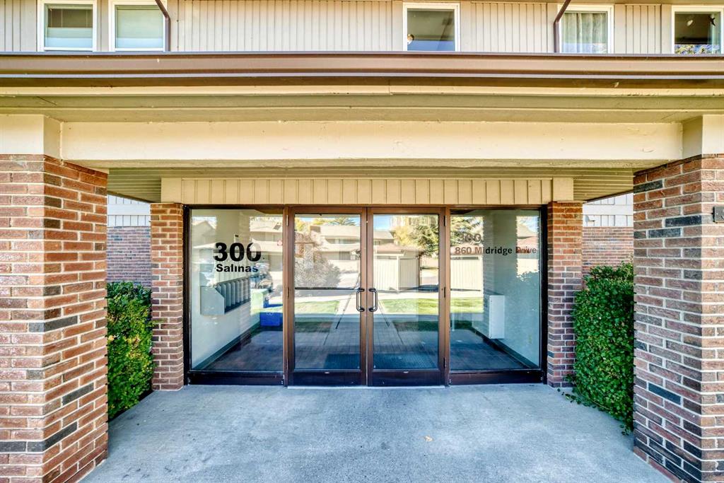 Picture for 324, 860 Midridge Drive SE