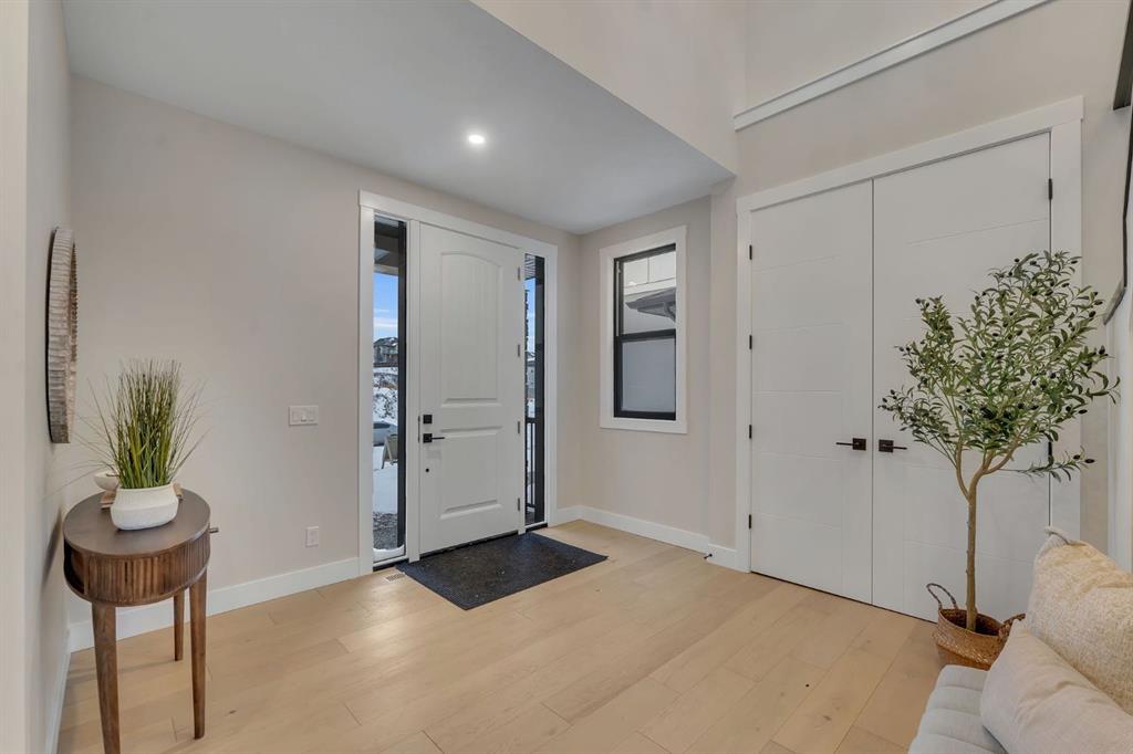 Picture for 12 Spring Creek Point SW