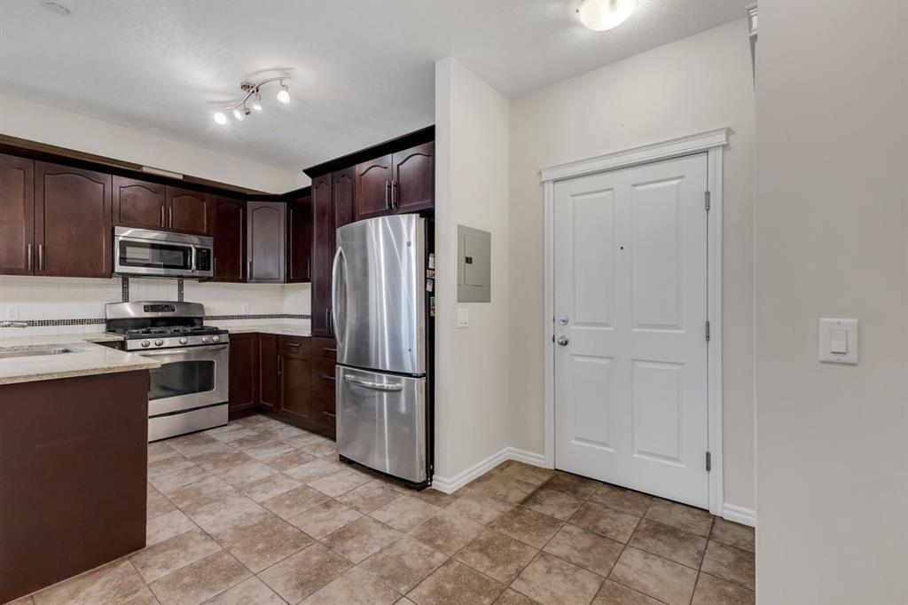 Picture for 3202, 4 Kingsland Close SE