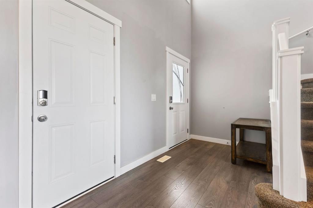 Picture for 848 Lakewood Circle 