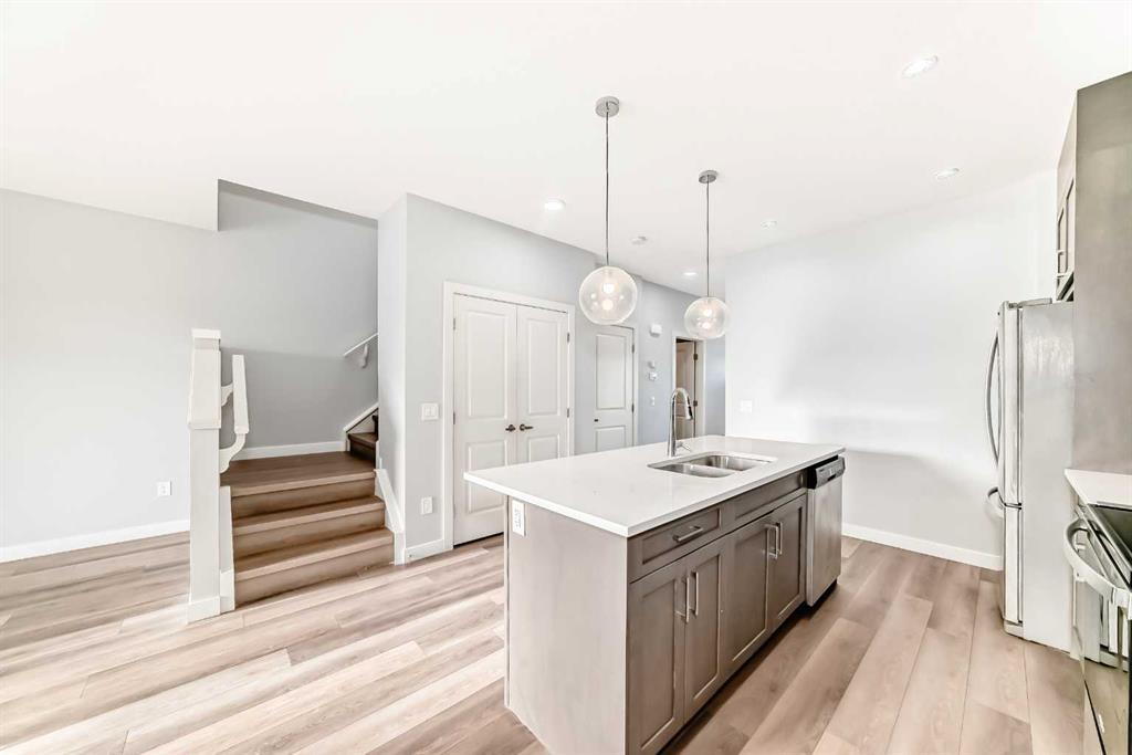 Picture for 75 Savanna Boulevard NE