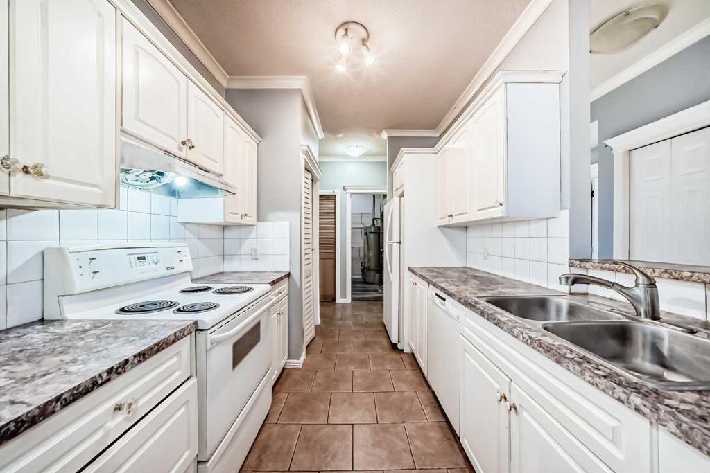 Picture for 205, 7 Lineham Avenue 