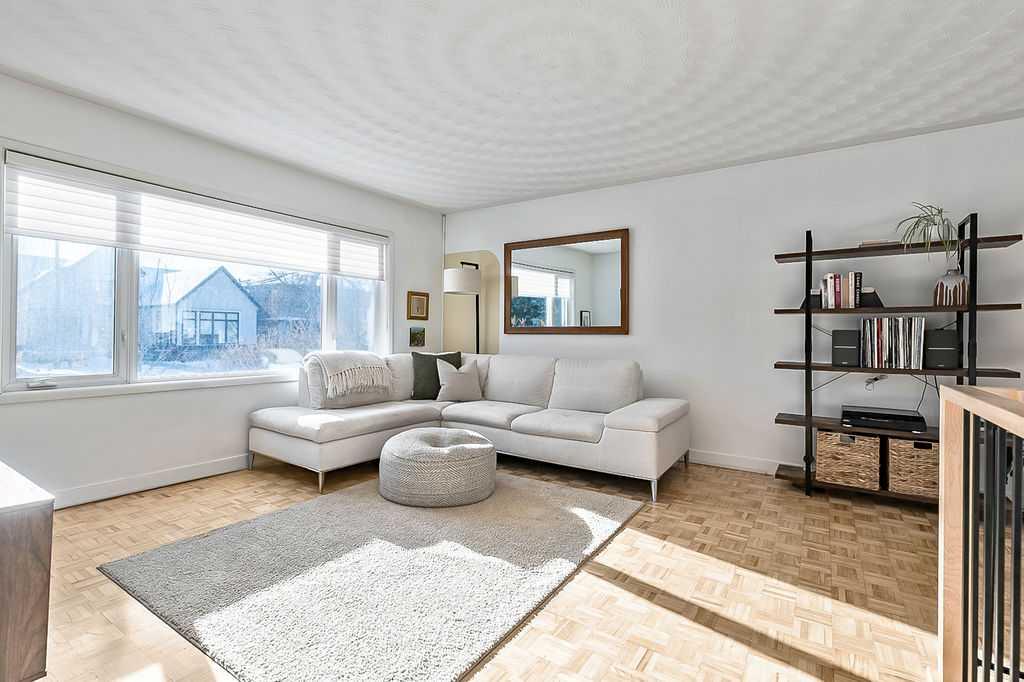 Picture for 2036 51 Avenue SW