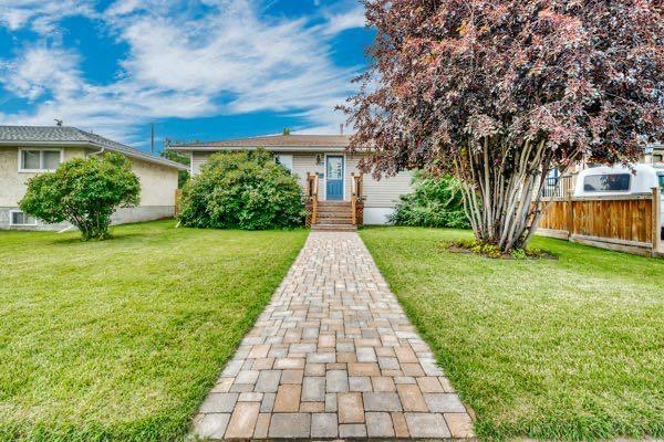 Picture for 8319 Bowness Road 