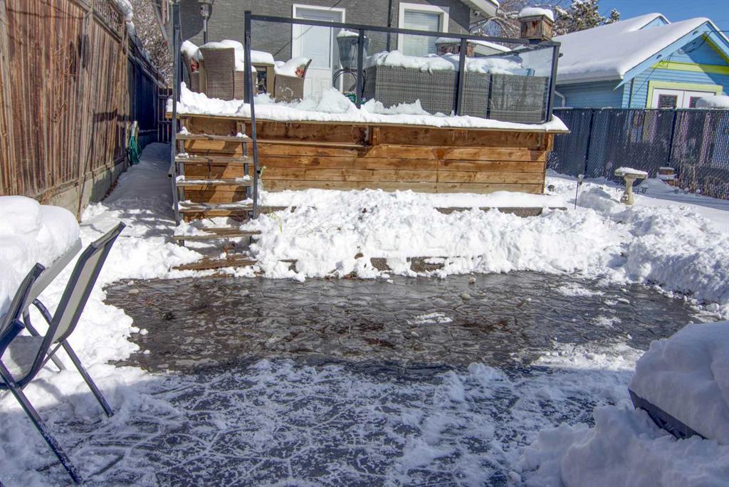 Picture for 129 30 Avenue NW