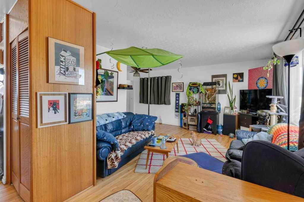 Picture for 3027 37 Street SW