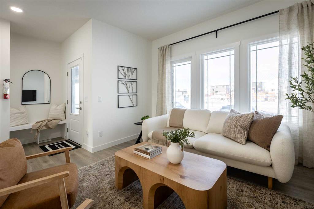 Picture for 978 Edgefield Avenue 