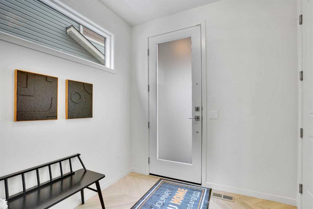 Picture for 195 Lucas Common NW