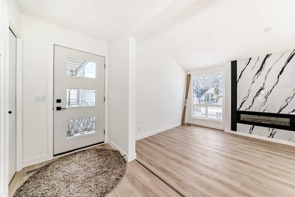 Picture for 319 Whitefield Drive NE