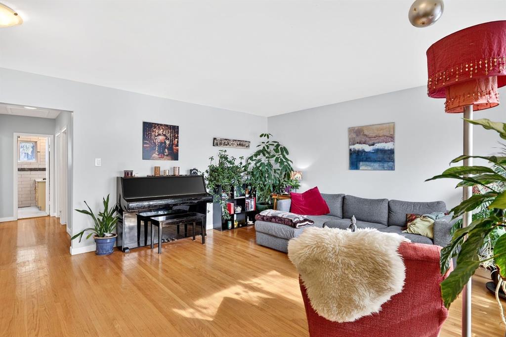 Picture for 3707 Glenbrook Drive SW