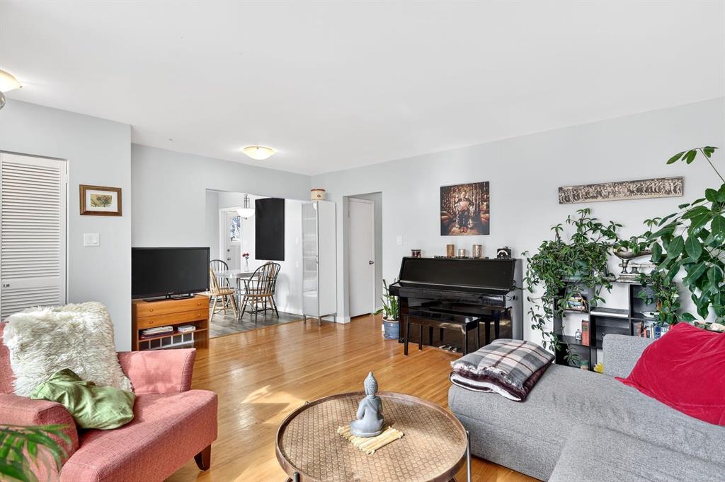 Picture for 3707 Glenbrook Drive SW