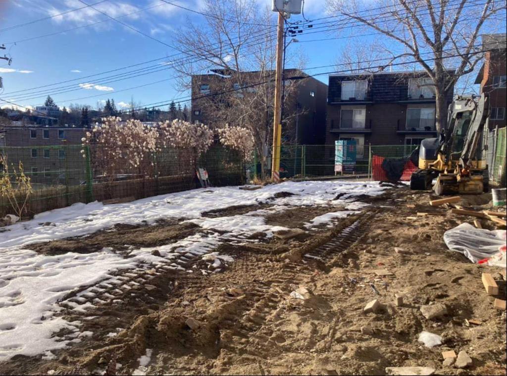 Picture for 2310 17 Street SW