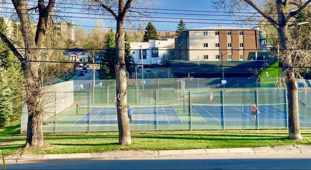 Picture for 2310 17 Street SW