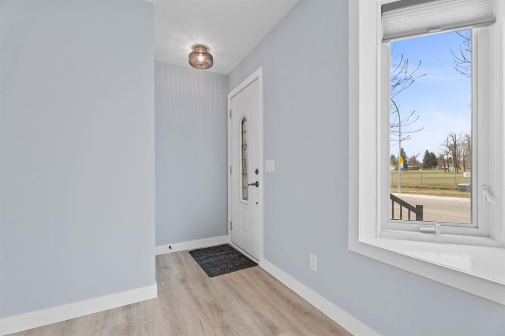 Picture for 9408 5 Street SE