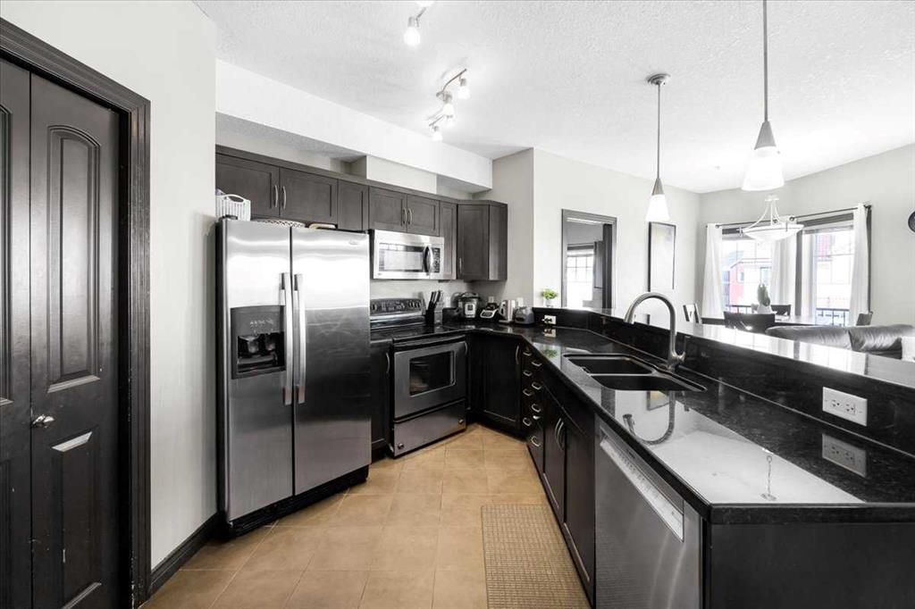 Picture for 326, 30 Royal Oak Plaza NW